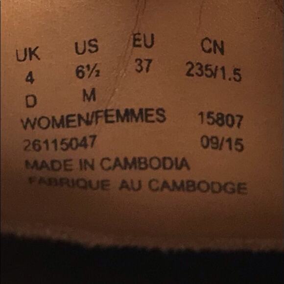 Clarks Artisan Cordella Metallic Lace Up Sneakers - Picture 4 of 6